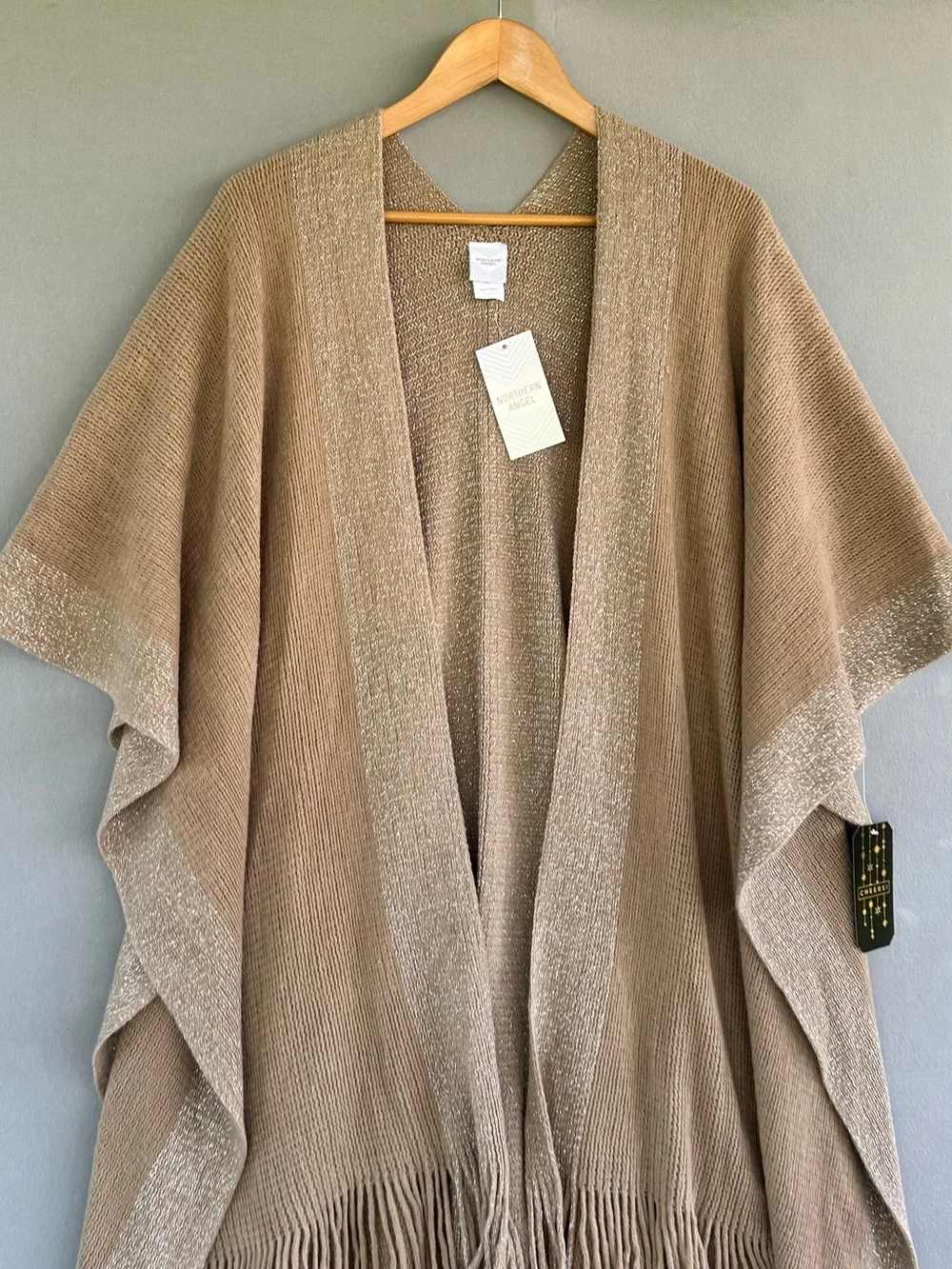 🎉5 for $45🎉 NWT Northern Angel poncho cover up size L/XL